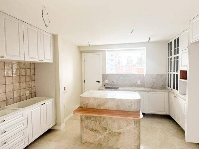 Apartamento para Venda em Belém - 5
