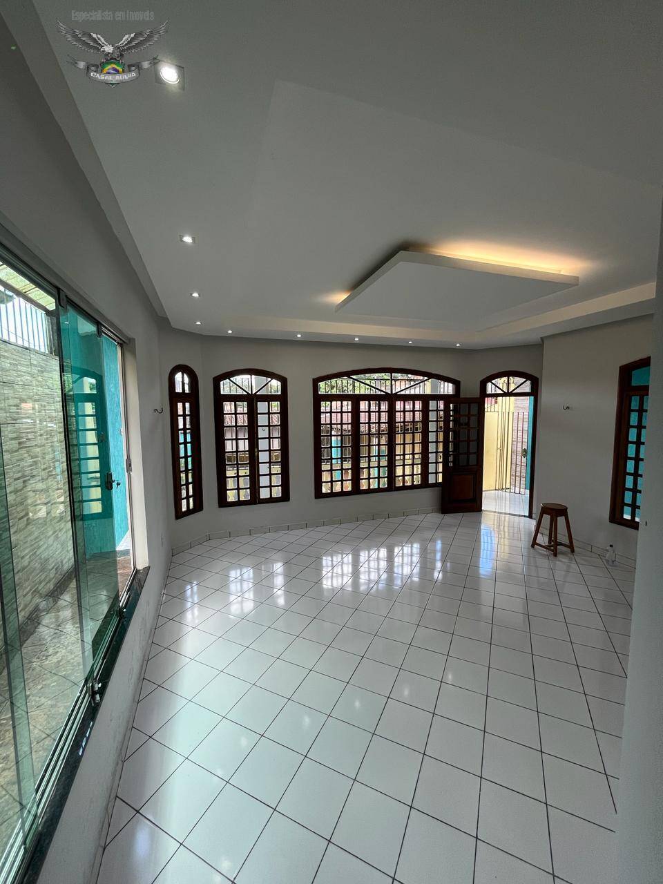 Casa de Condomínio à venda com 3 quartos, 250m² - Foto 15