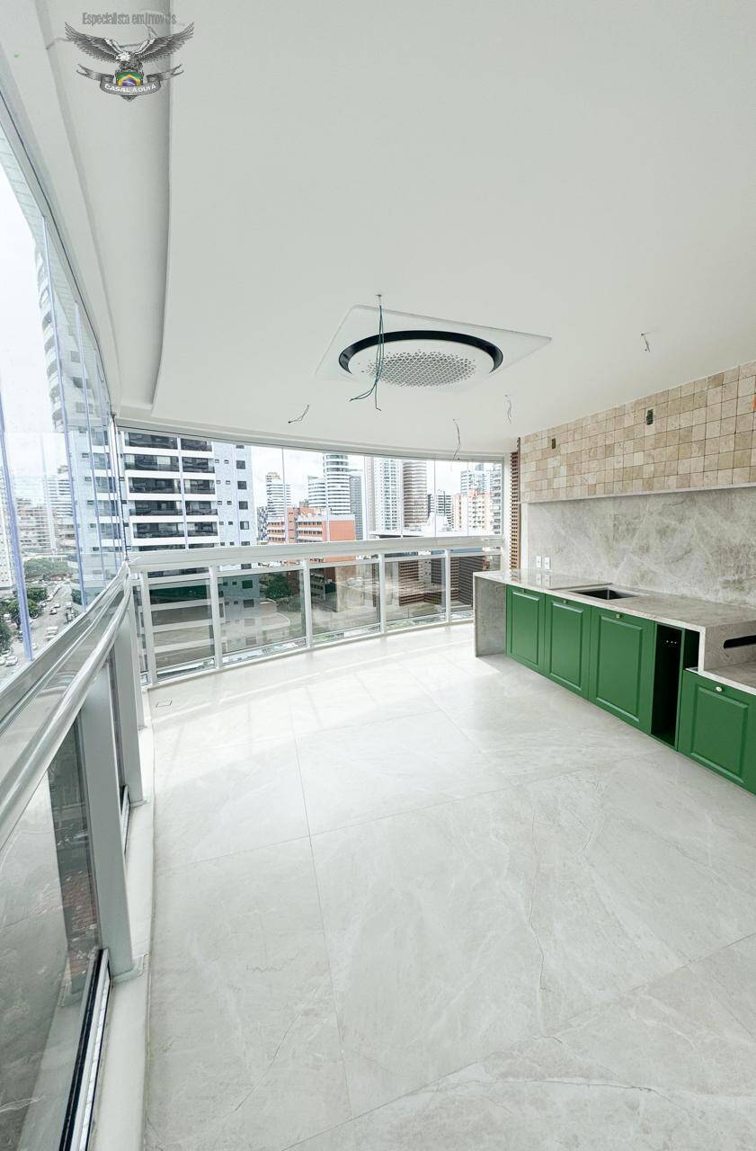 Apartamento à venda com 3 quartos, 173m² - Foto 4
