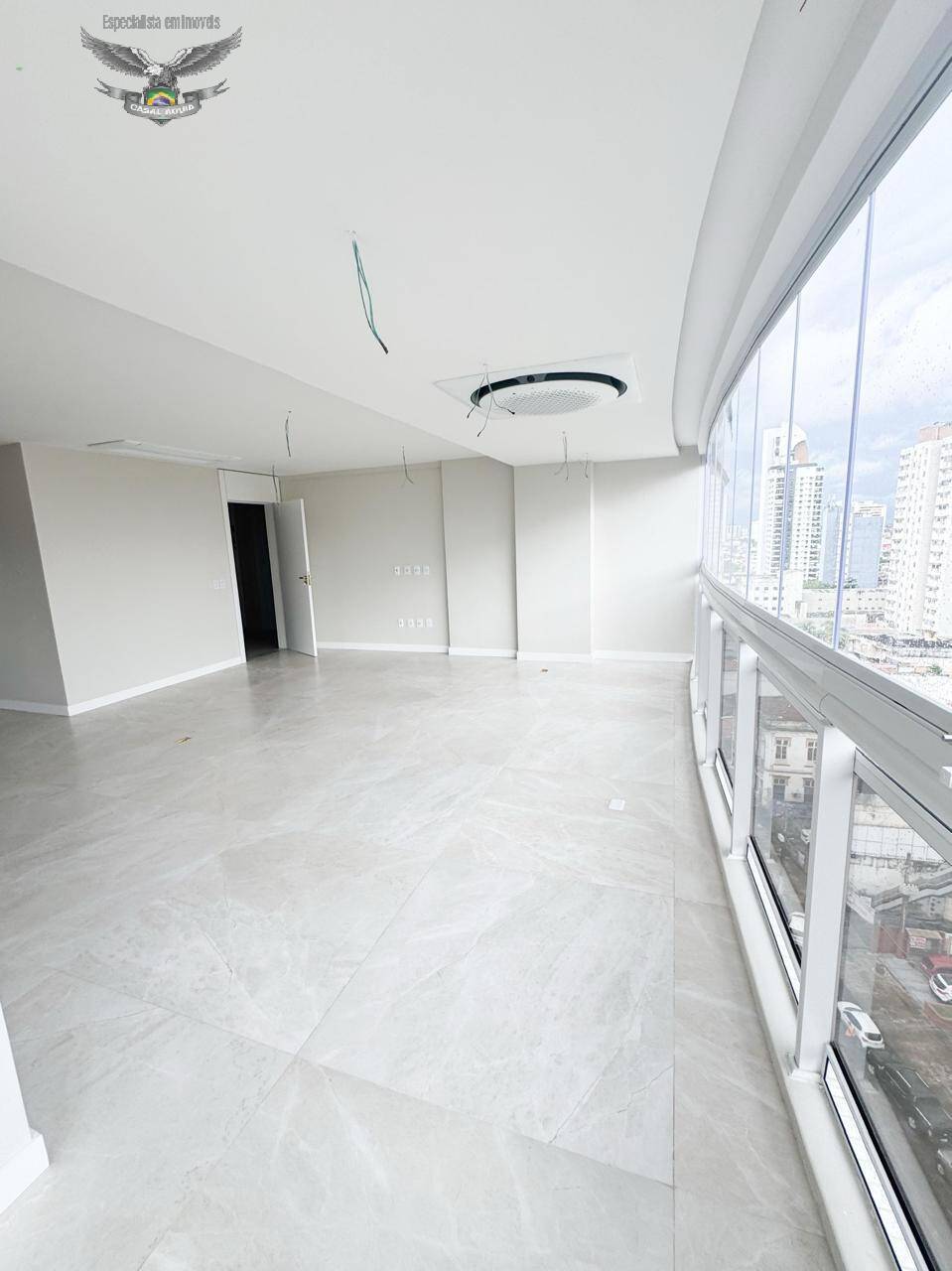 Apartamento à venda com 3 quartos, 173m² - Foto 23