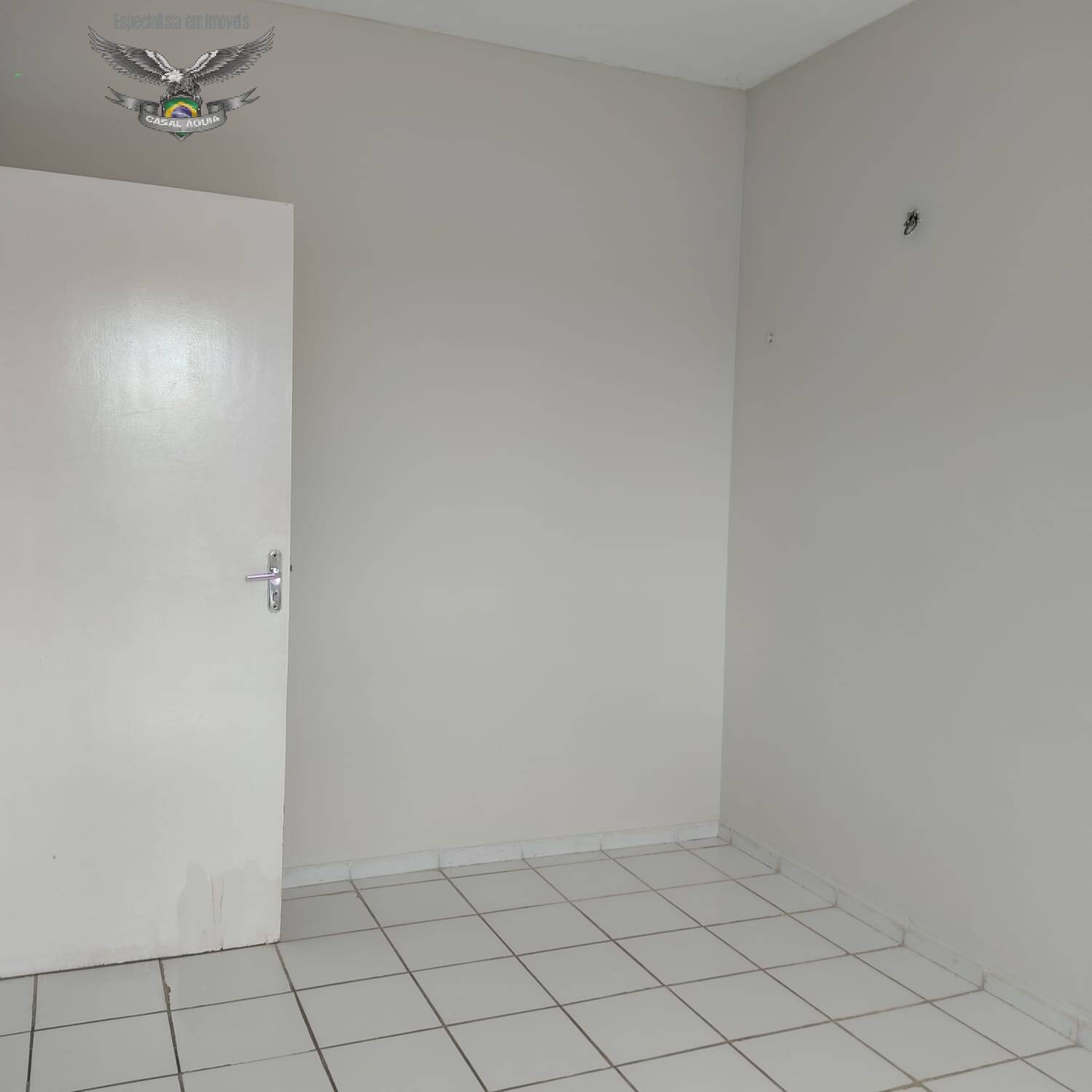 Apartamento à venda com 2 quartos, 75m² - Foto 3