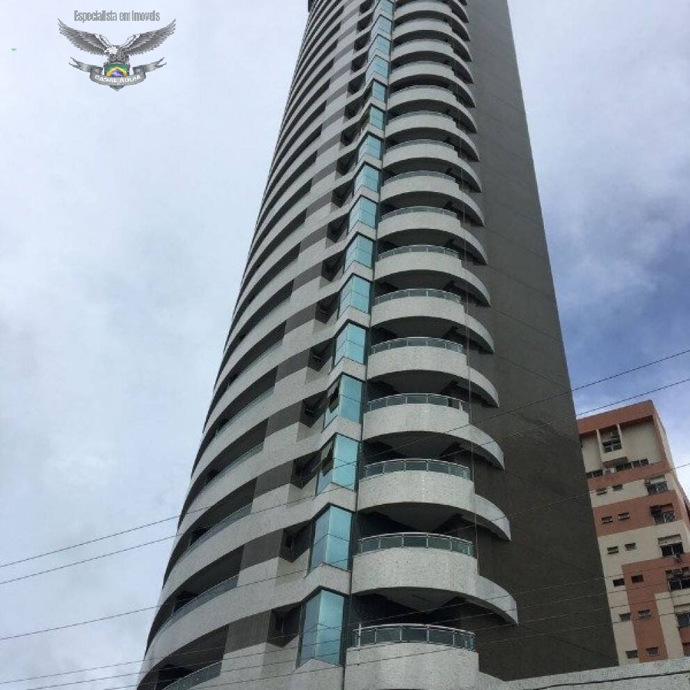 Apartamento à venda com 3 quartos, 140m² - Foto 2