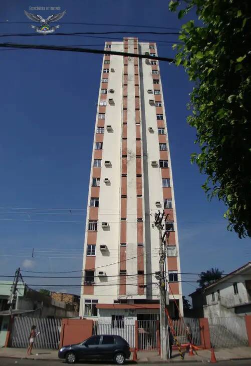 Vendo Apartamento no Ed. Jarbas Pereira