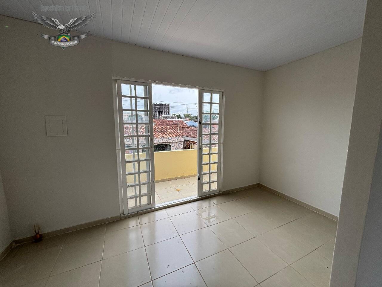 Casa à venda com 4 quartos, 260m² - Foto 14