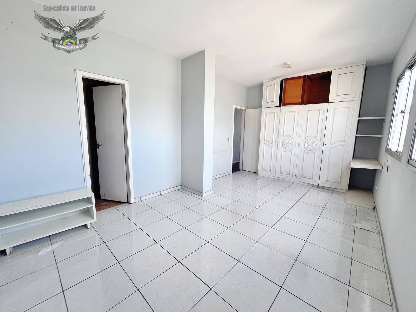 Apartamento à venda com 2 quartos, 72m² - Foto 9