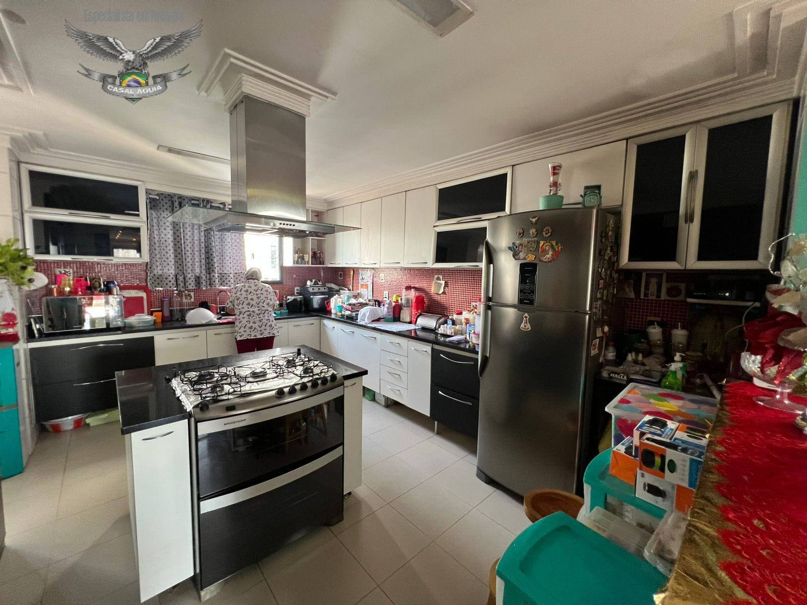 Apartamento à venda com 3 quartos, 128m² - Foto 14