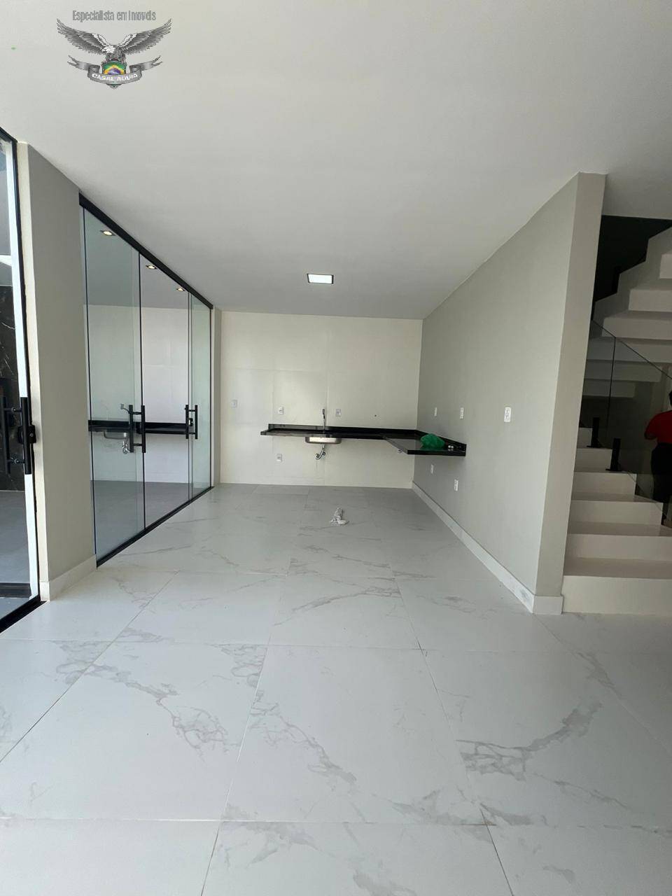 Casa de Condomínio à venda com 4 quartos, 220m² - Foto 9