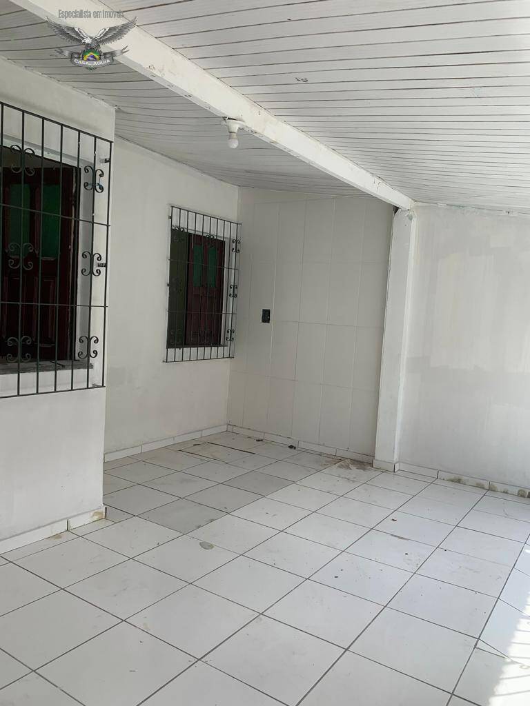 Casa à venda com 2 quartos, 80m² - Foto 11