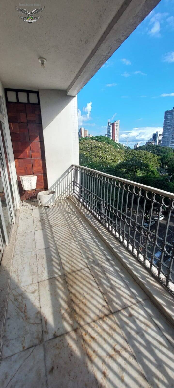 Apartamento à venda com 4 quartos, 186m² - Foto 3