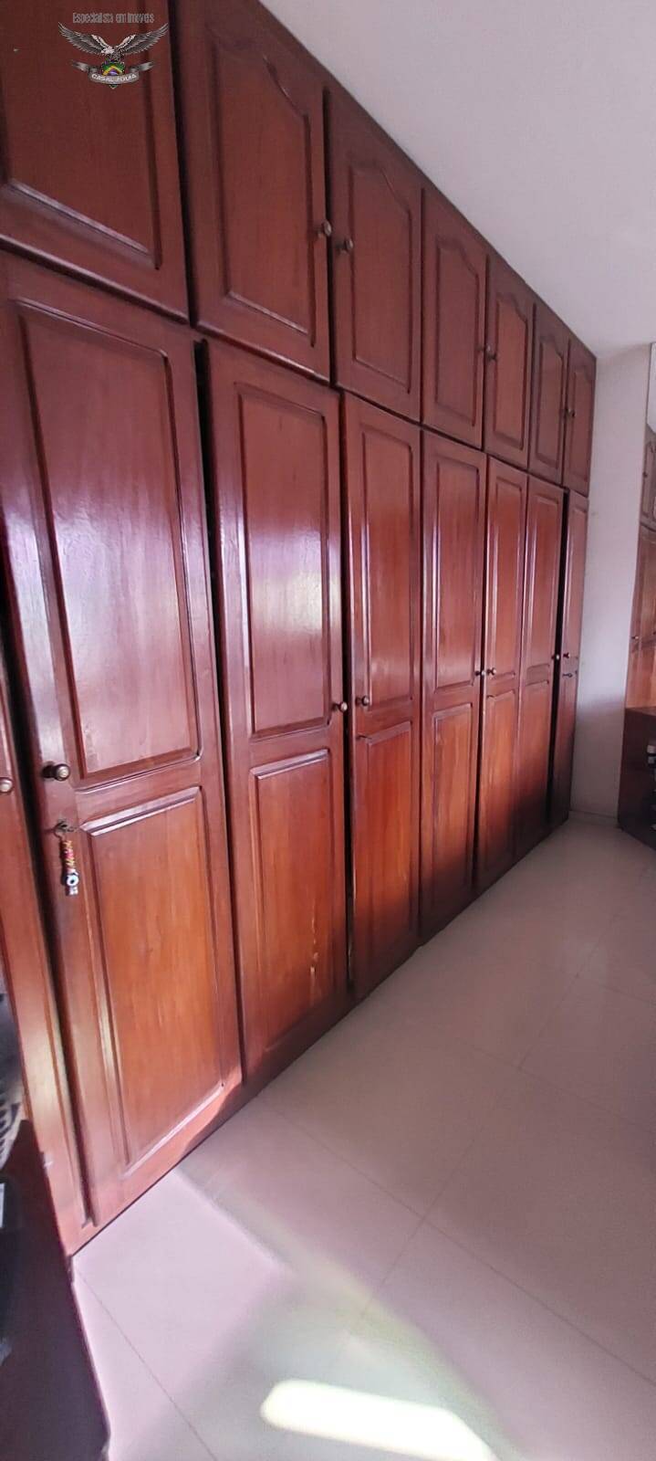 Apartamento à venda com 4 quartos, 186m² - Foto 18