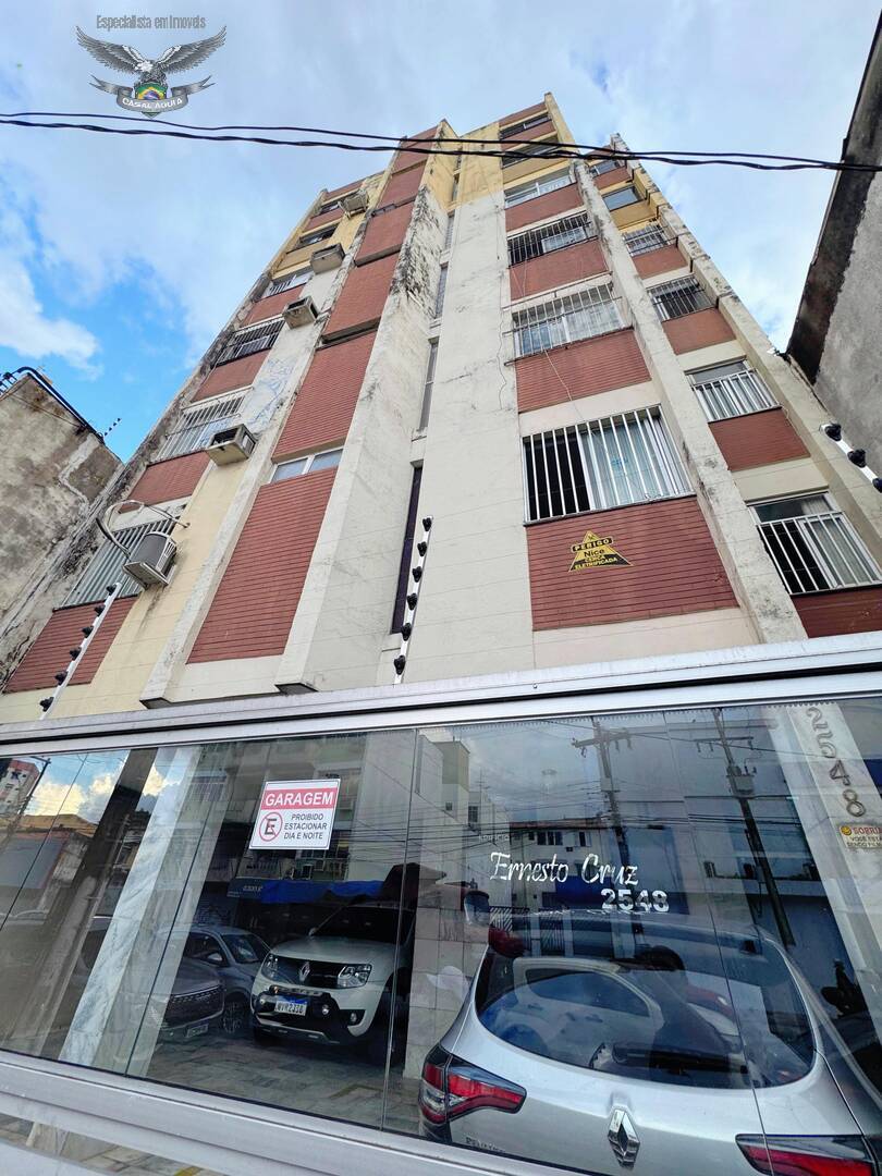 Apartamento à venda com 2 quartos, 80m² - Foto 1