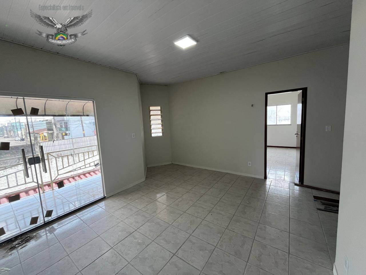 Casa à venda com 4 quartos, 222m² - Foto 12