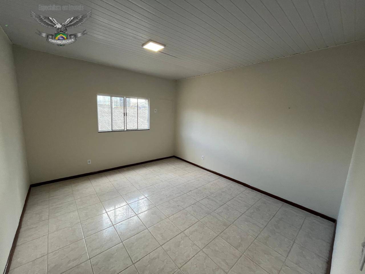 Casa à venda com 4 quartos, 222m² - Foto 13