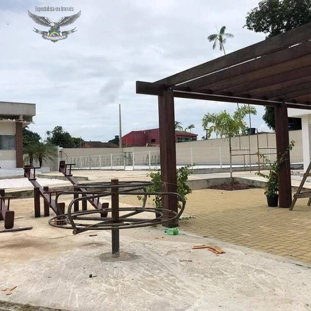 Casa à venda com 3 quartos, 112m² - Foto 9