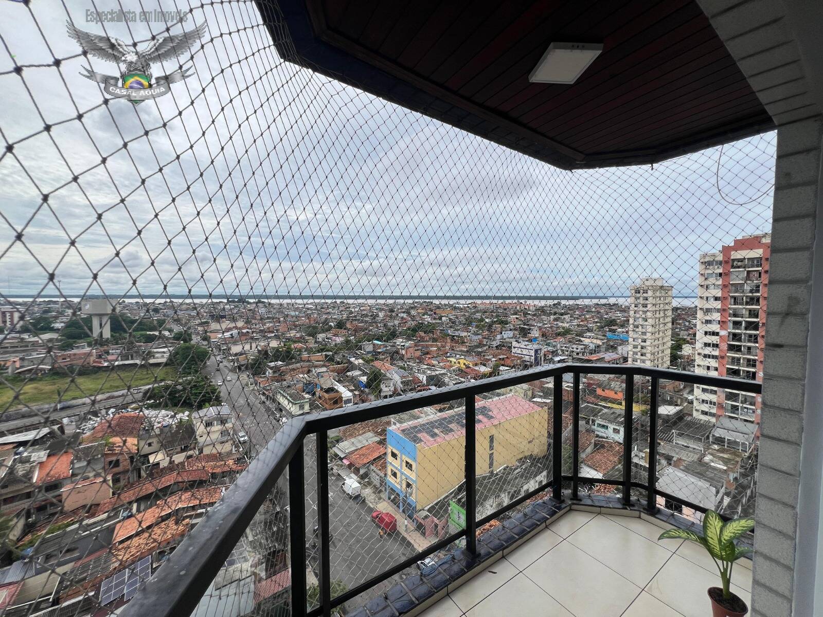 Apartamento à venda com 3 quartos, 95m² - Foto 2