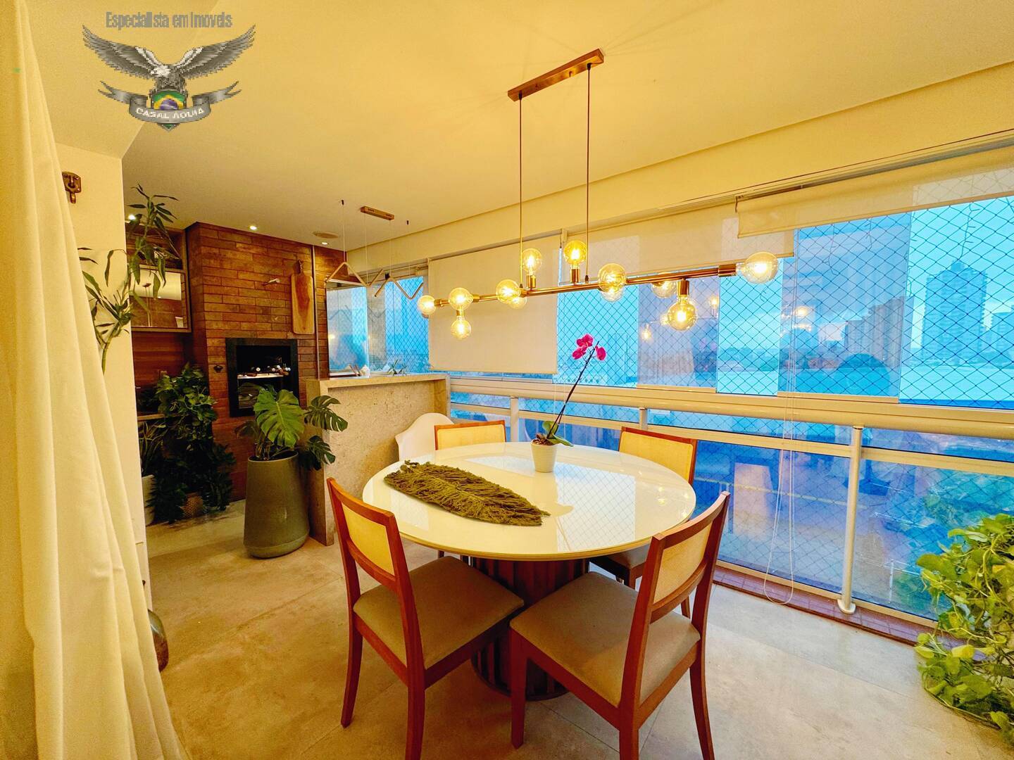 Apartamento à venda com 3 quartos, 123m² - Foto 2