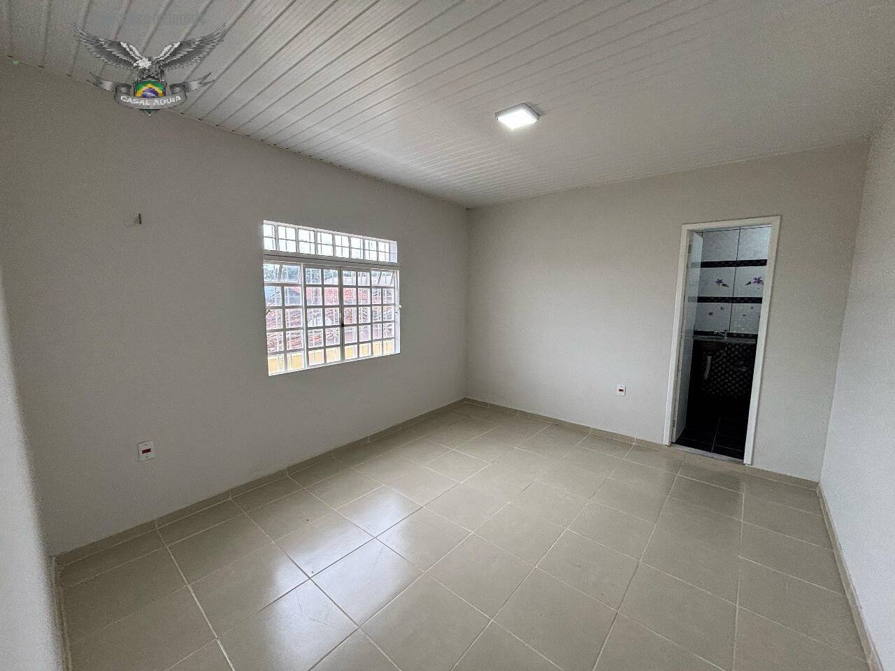 Casa à venda com 4 quartos, 260m² - Foto 14