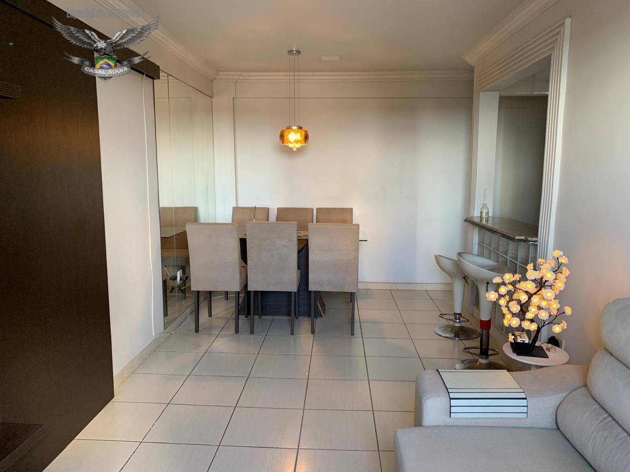 Apartamento à venda com 2 quartos, 70m² - Foto 3