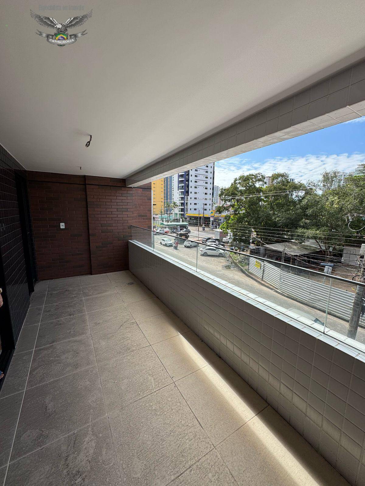 Apartamento à venda com 4 quartos, 140m² - Foto 2
