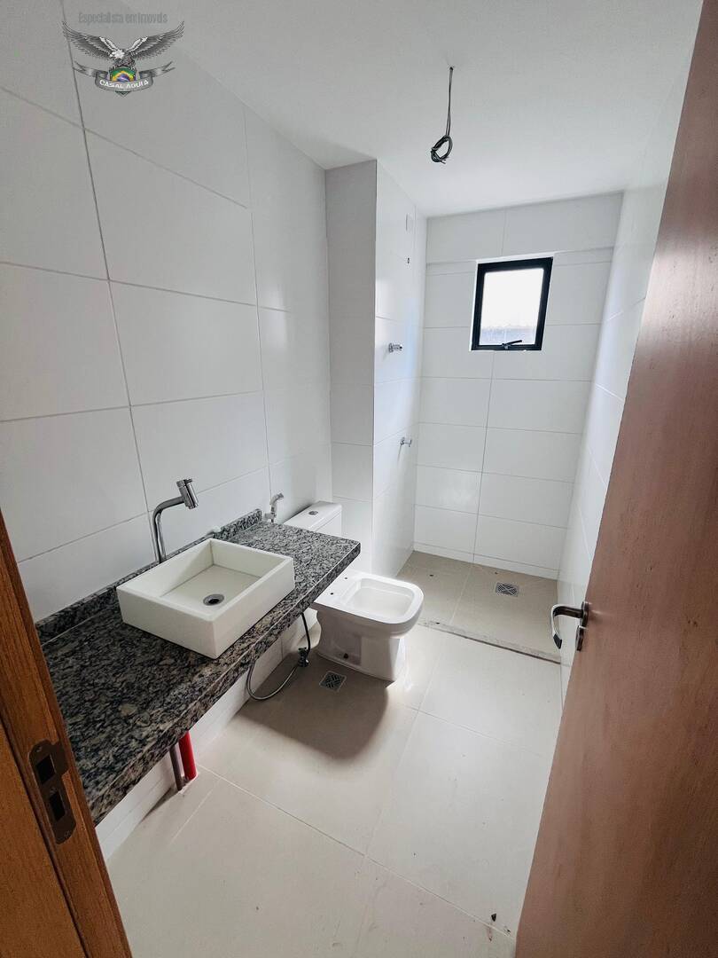 Apartamento à venda com 4 quartos, 140m² - Foto 7
