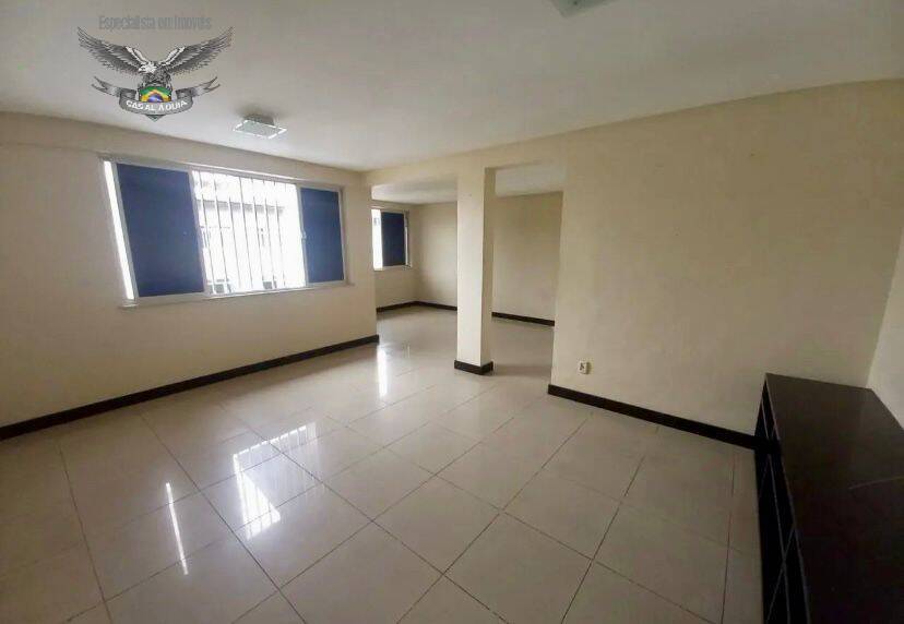 Apartamento à venda com 2 quartos, 110m² - Foto 3