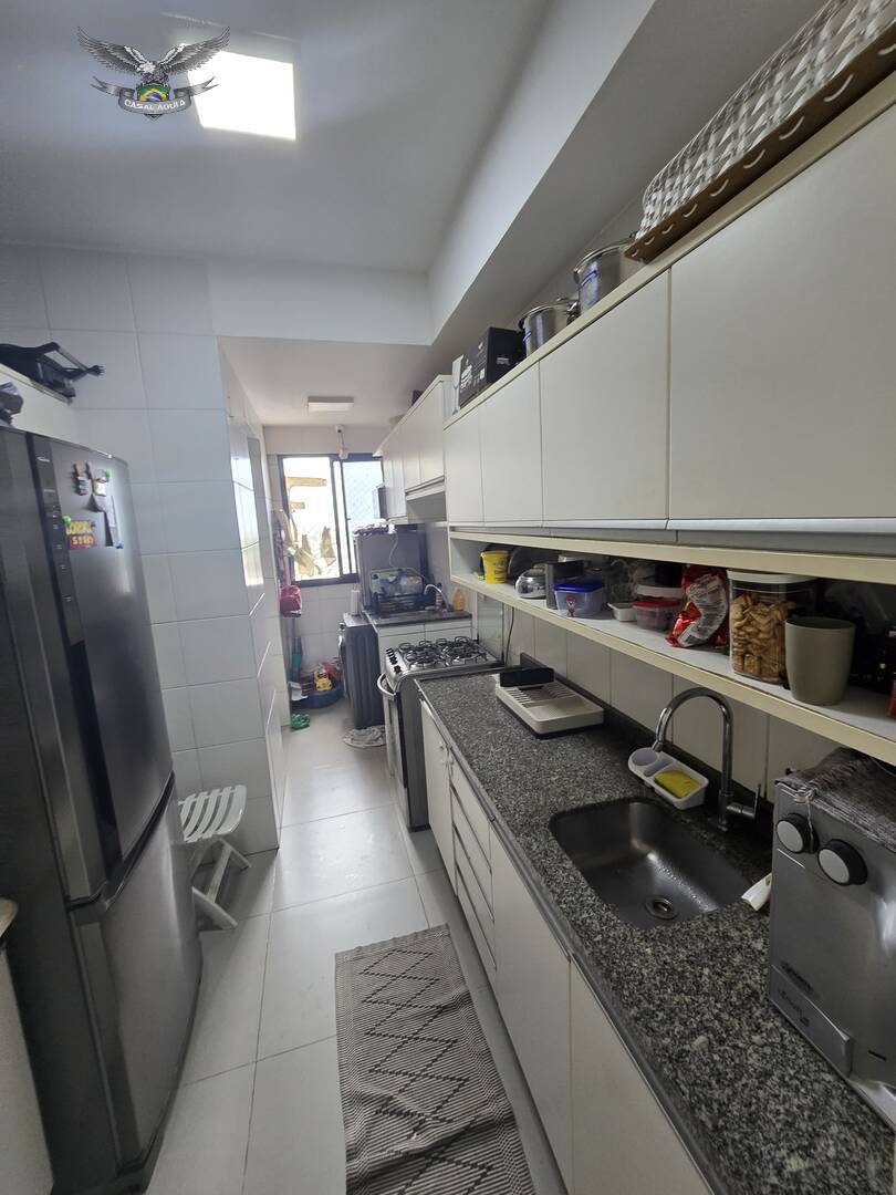 Apartamento à venda com 2 quartos, 83m² - Foto 3