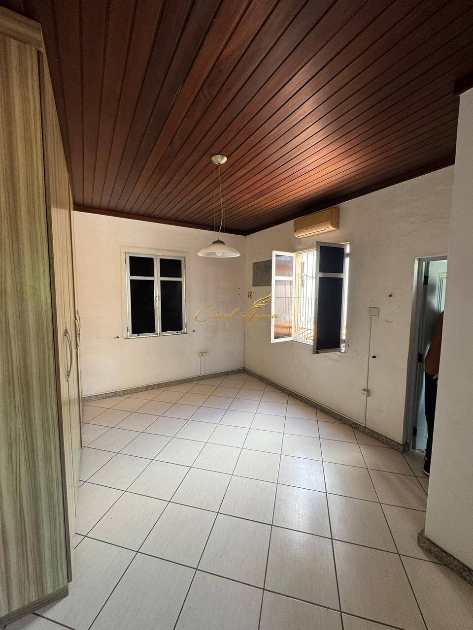 Casa, 3 quartos, 250 m² - Foto 2