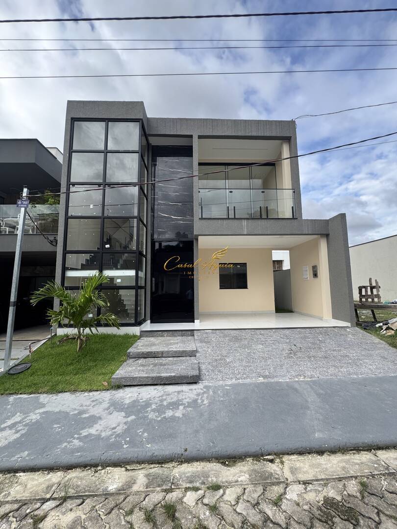 Belíssima Casa de 4 suítes no condomínio Quartzo Verde