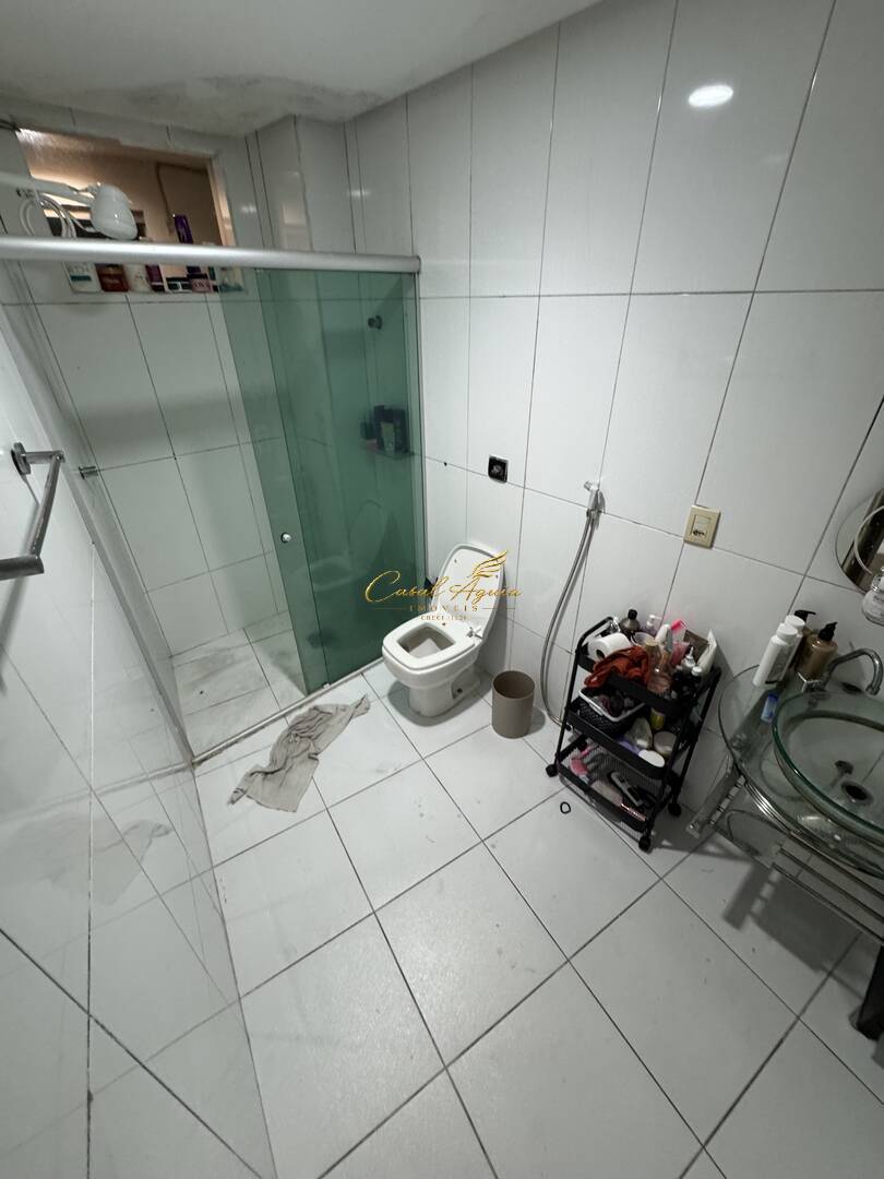 Apartamento, 3 quartos, 190 m² - Foto 2